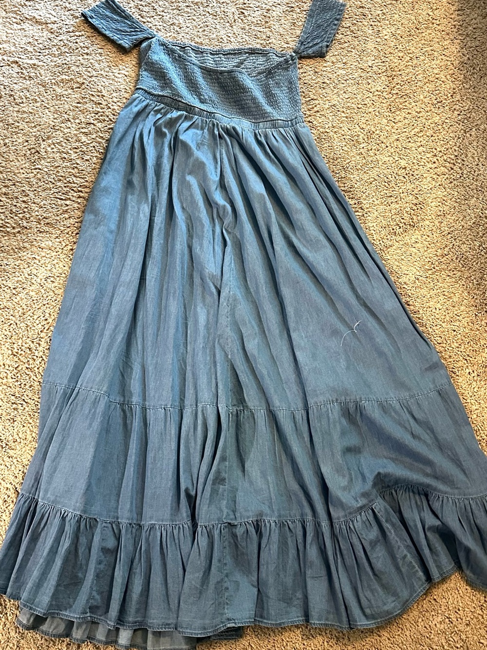 Women's Blue Tiered denim  Maxi Skirt - Casual Summer Style - Picture 6 of 10